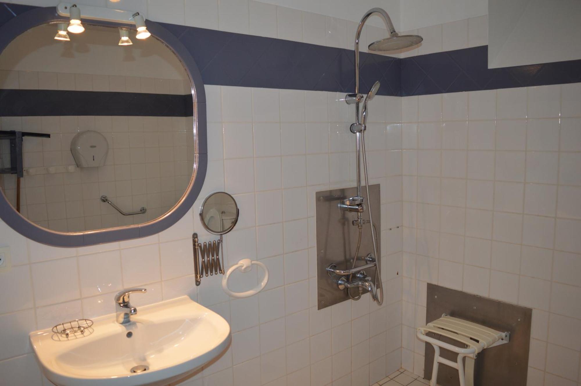 Gite De La Cour Campandre-Valcongrain Ngoại thất bức ảnh