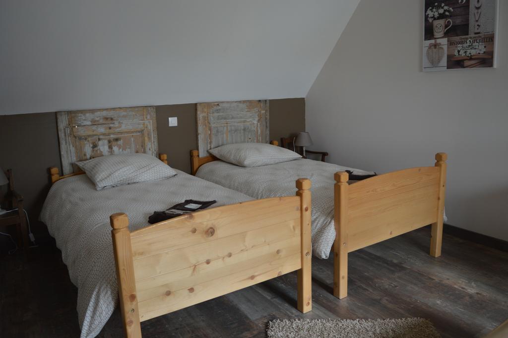 Gite De La Cour Campandre-Valcongrain Ngoại thất bức ảnh